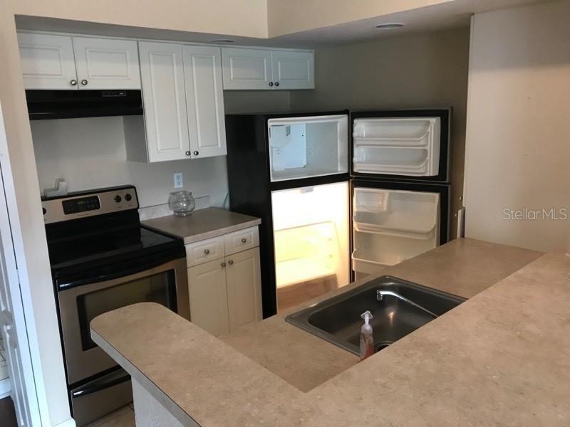 VENETIAN PLACE - Residential Lease