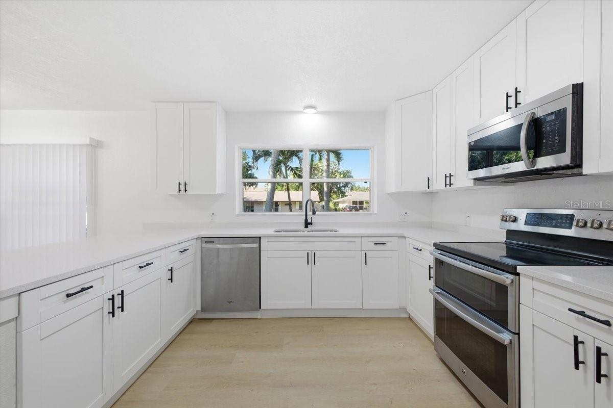 BELLEVIEW SUB - Residential