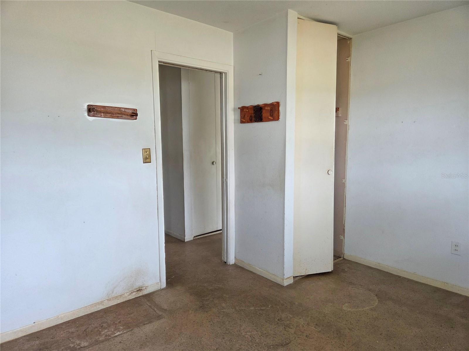 CRESTHAVEN HOMES SEC 01 - Residential