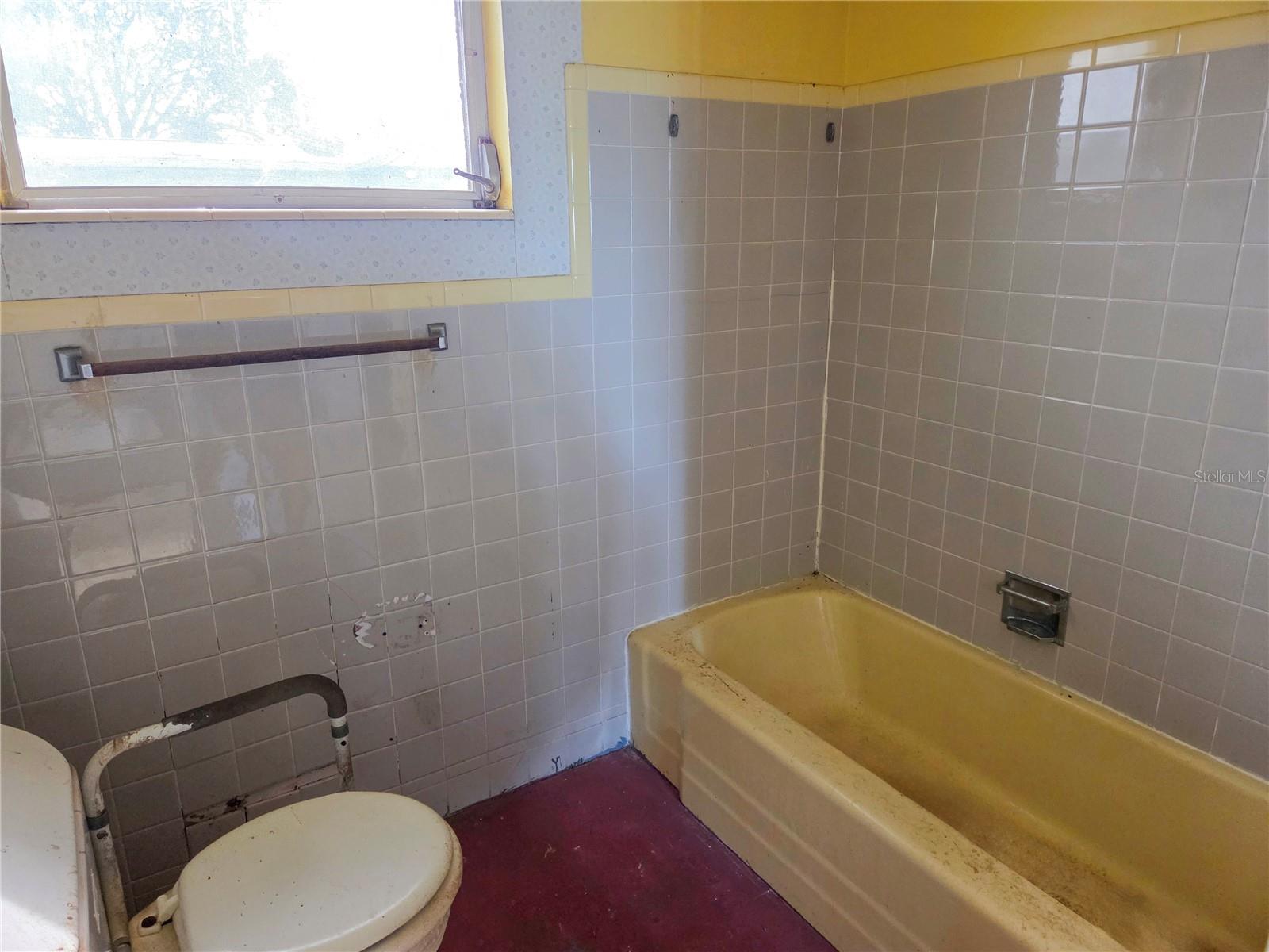 CRESTHAVEN HOMES SEC 01 - Residential