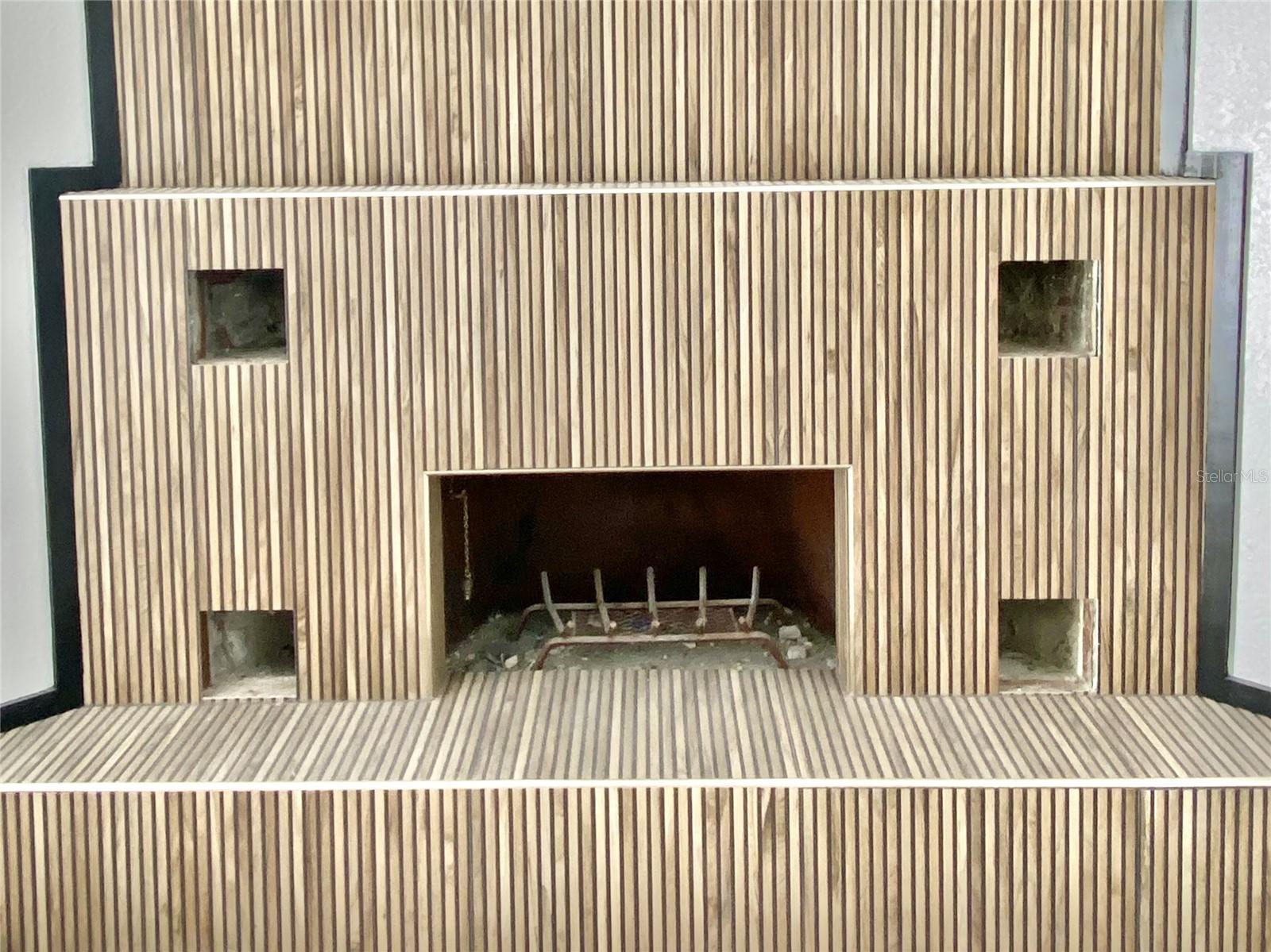 LAGUNA SHORES - Residential Lease