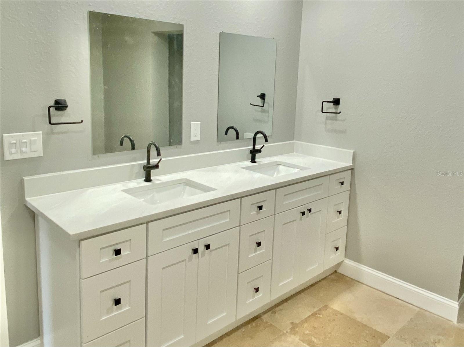 LAGUNA SHORES - Residential Lease