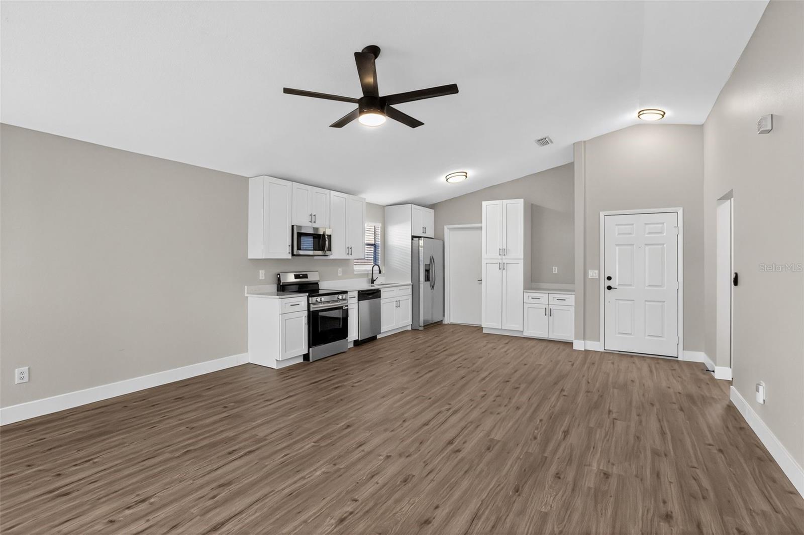 BAYBERRY VILLAGE - Residential