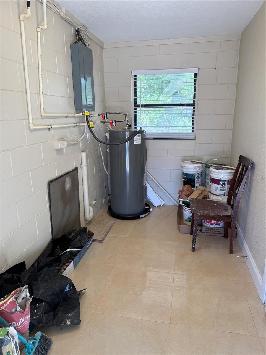 LENORE ADD - Residential