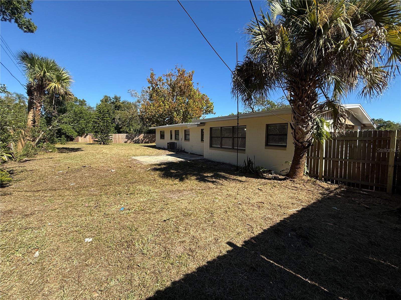 LENORE ADD - Residential