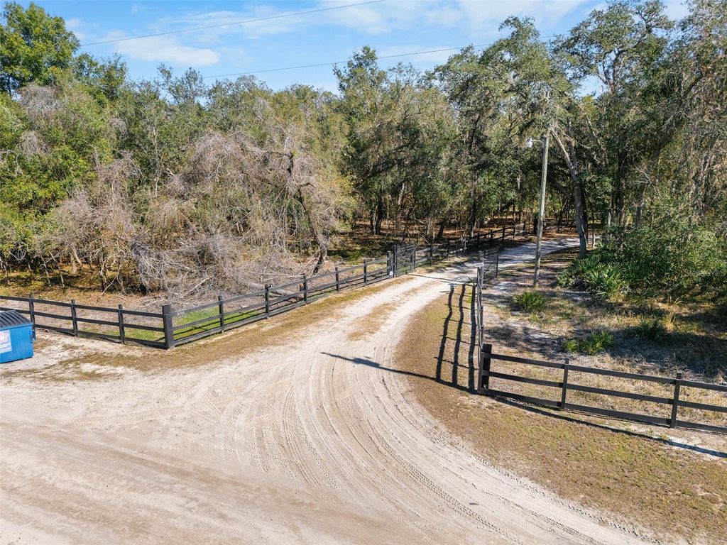 Photo of 14744 Nottingham Trail, Hudson, FL 34669 (MLS # GC536773)