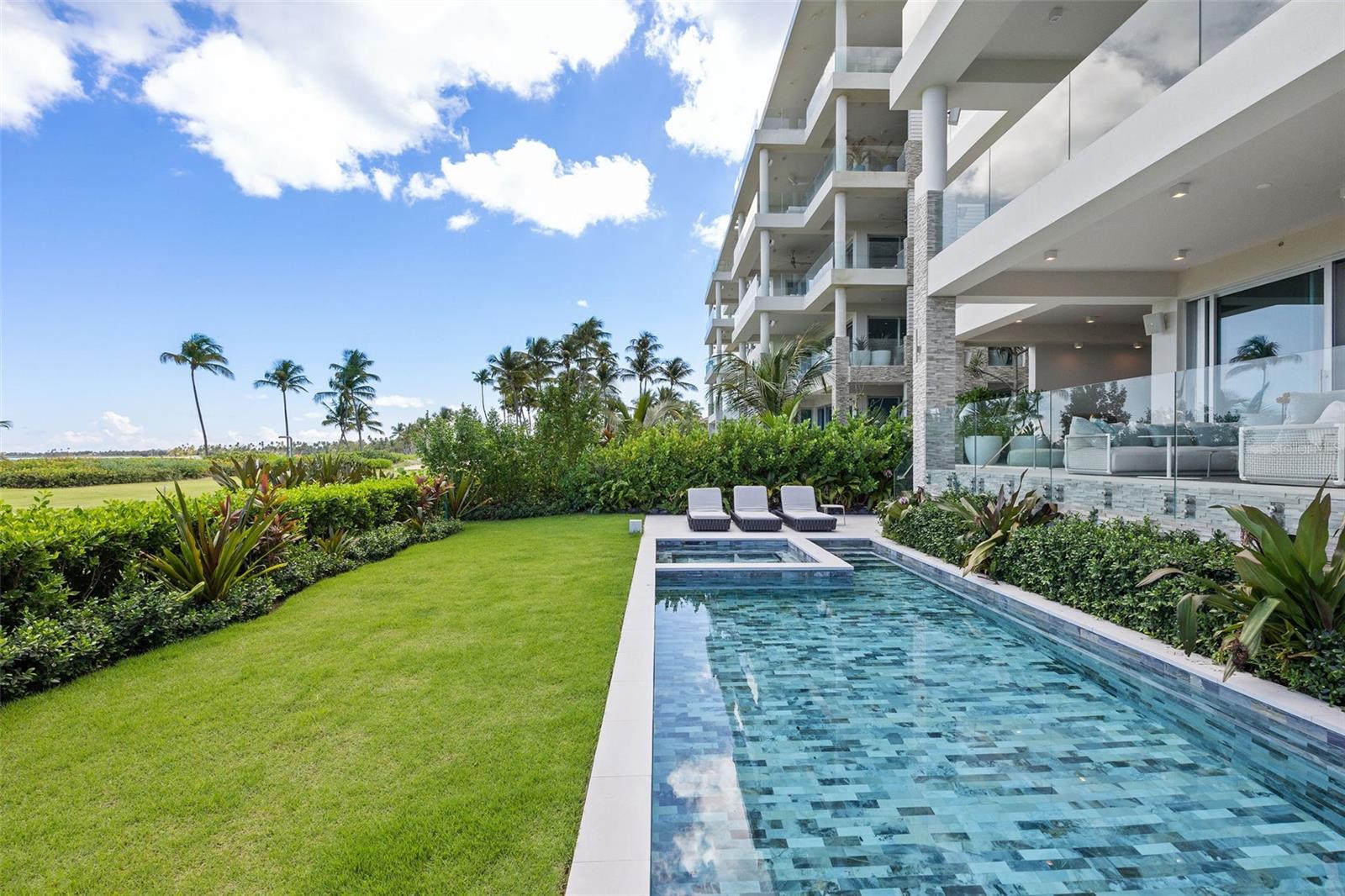 OCEAN DRIVE BAHIA BEACH - Residential