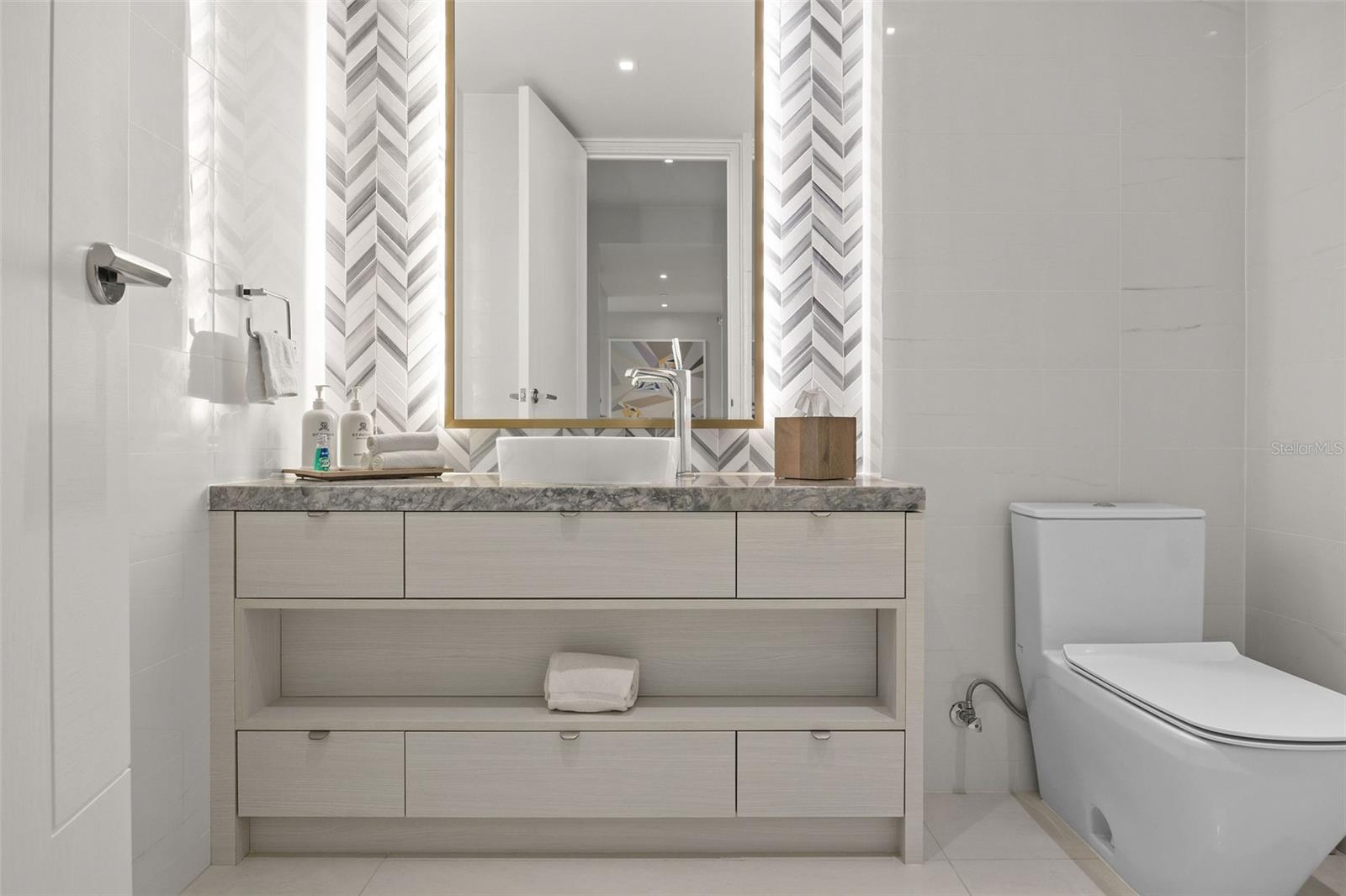 OCEAN DRIVE BAHIA BEACH - Residential