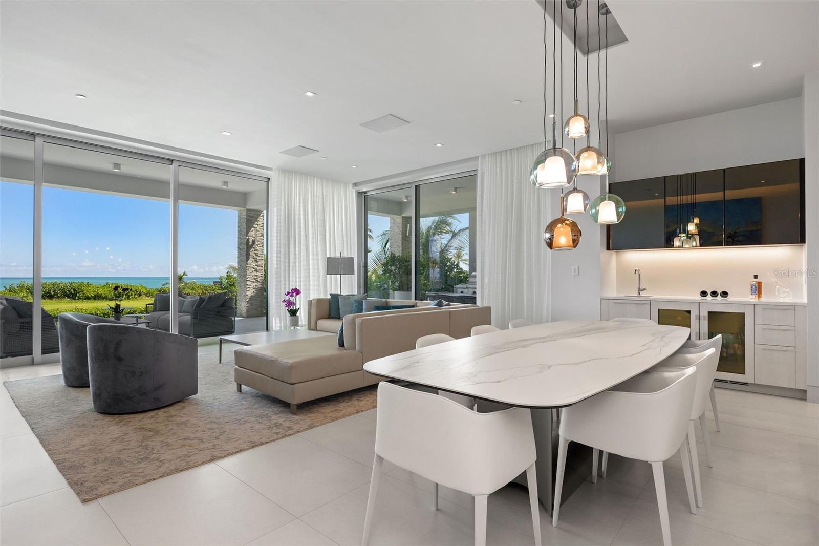 OCEAN DRIVE BAHIA BEACH - Residential