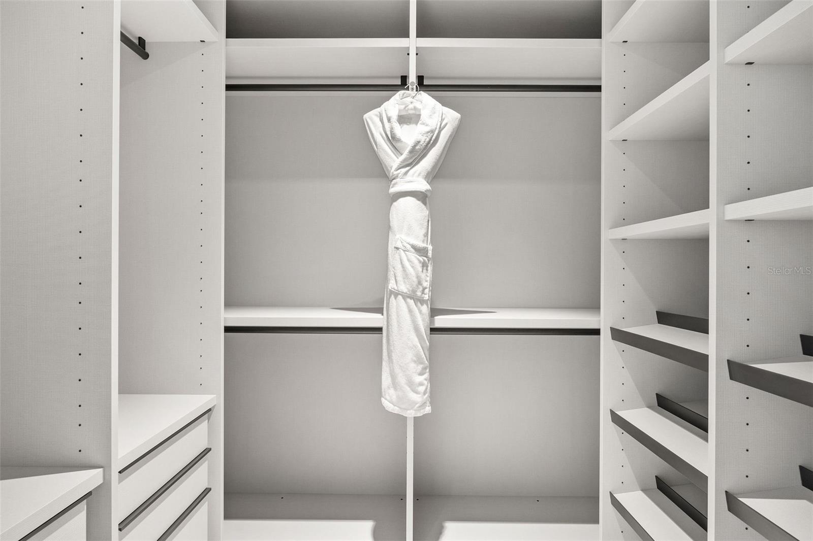 OCEAN DRIVE BAHIA BEACH - Residential