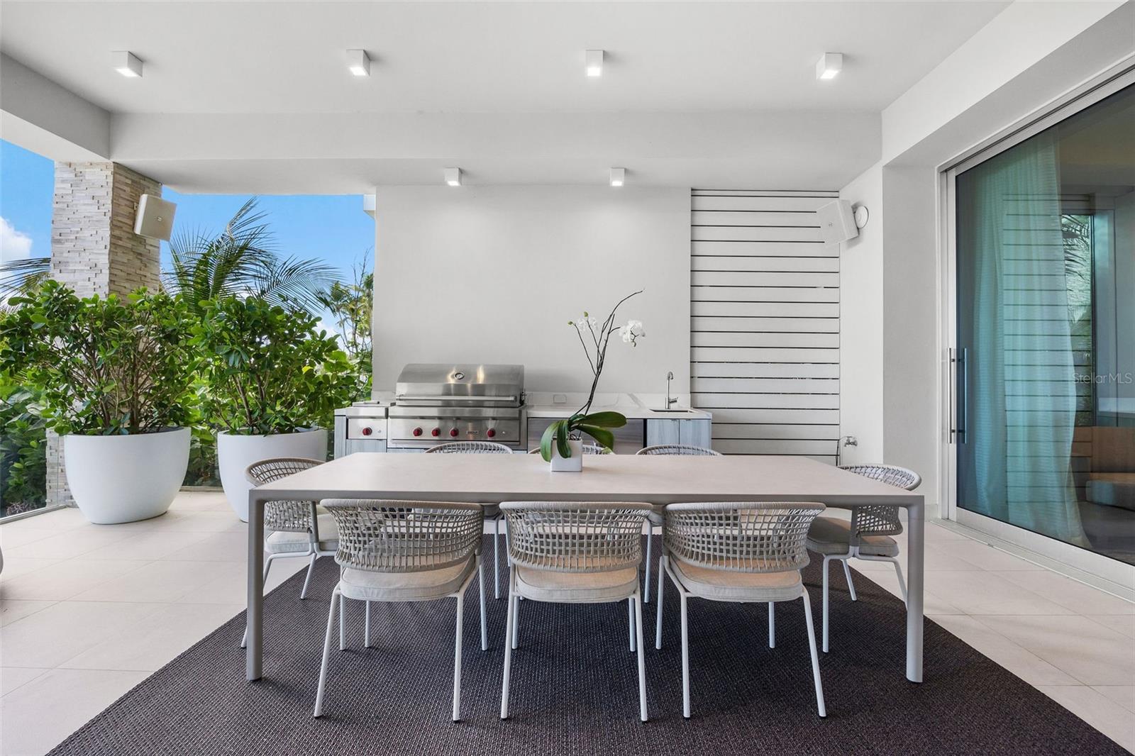 OCEAN DRIVE BAHIA BEACH - Residential