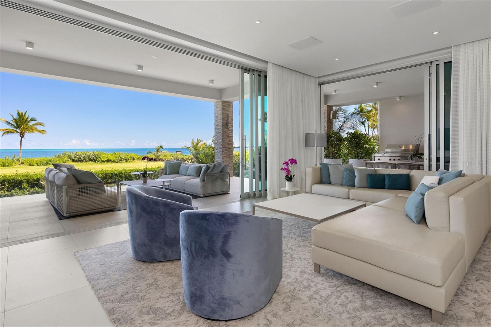 OCEAN DRIVE BAHIA BEACH - Residential