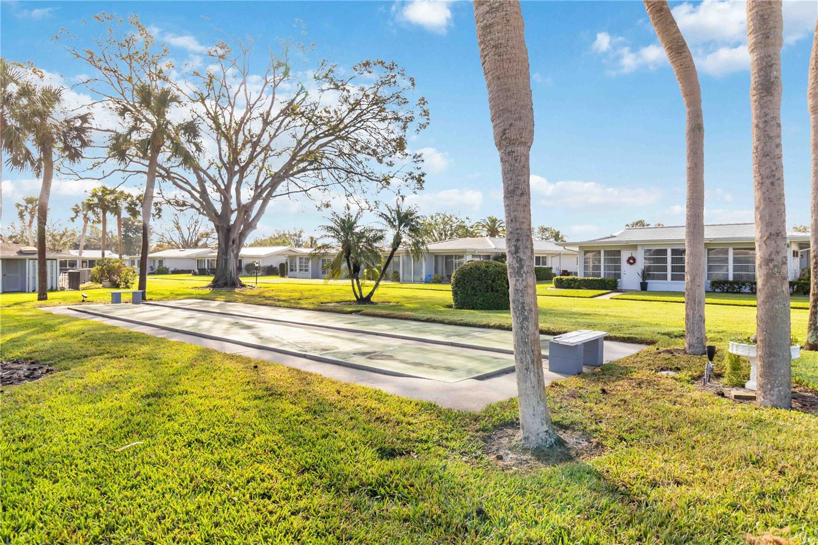 SOUTH GATE VILLAGE GREEN 08 - Residential