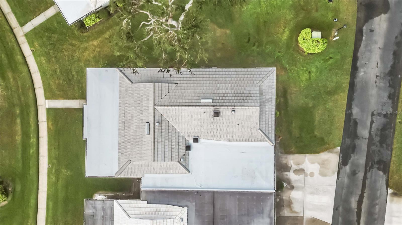 SOUTH GATE VILLAGE GREEN 08 - Residential