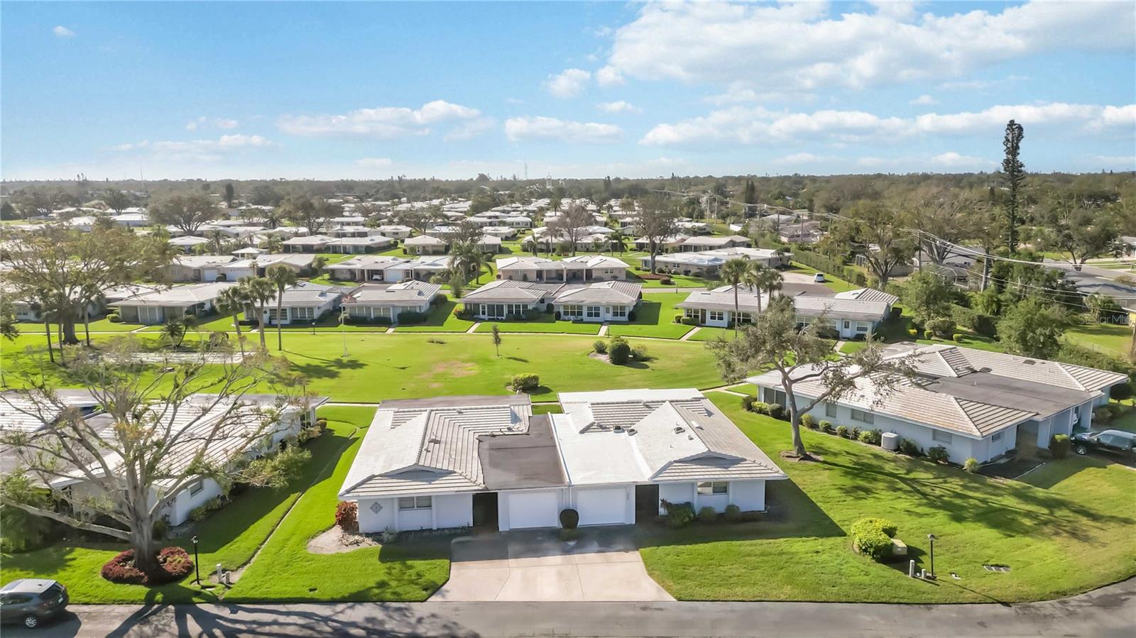 SOUTH GATE VILLAGE GREEN 08 - Residential