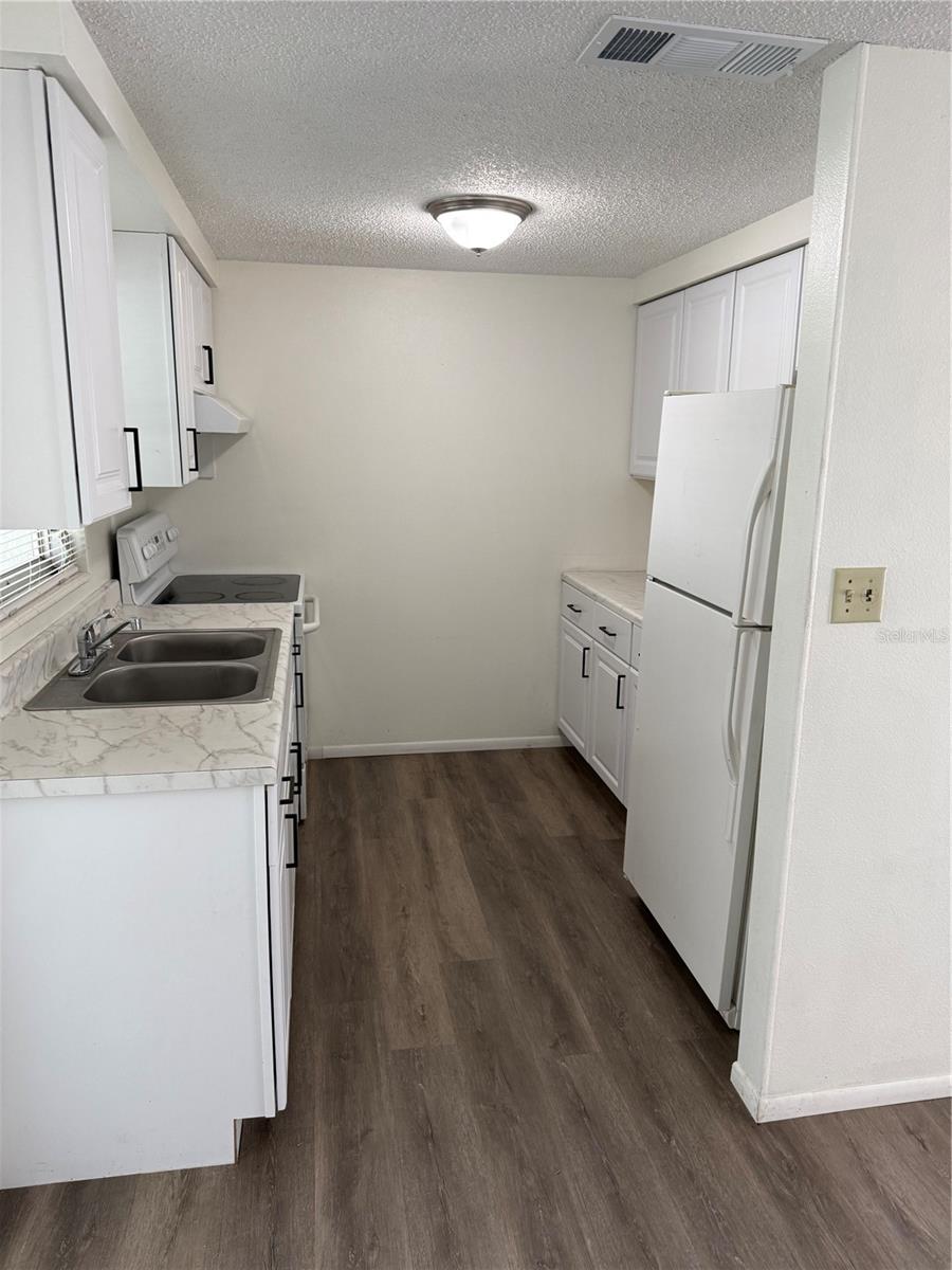 SUN HAVEN - Residential Lease