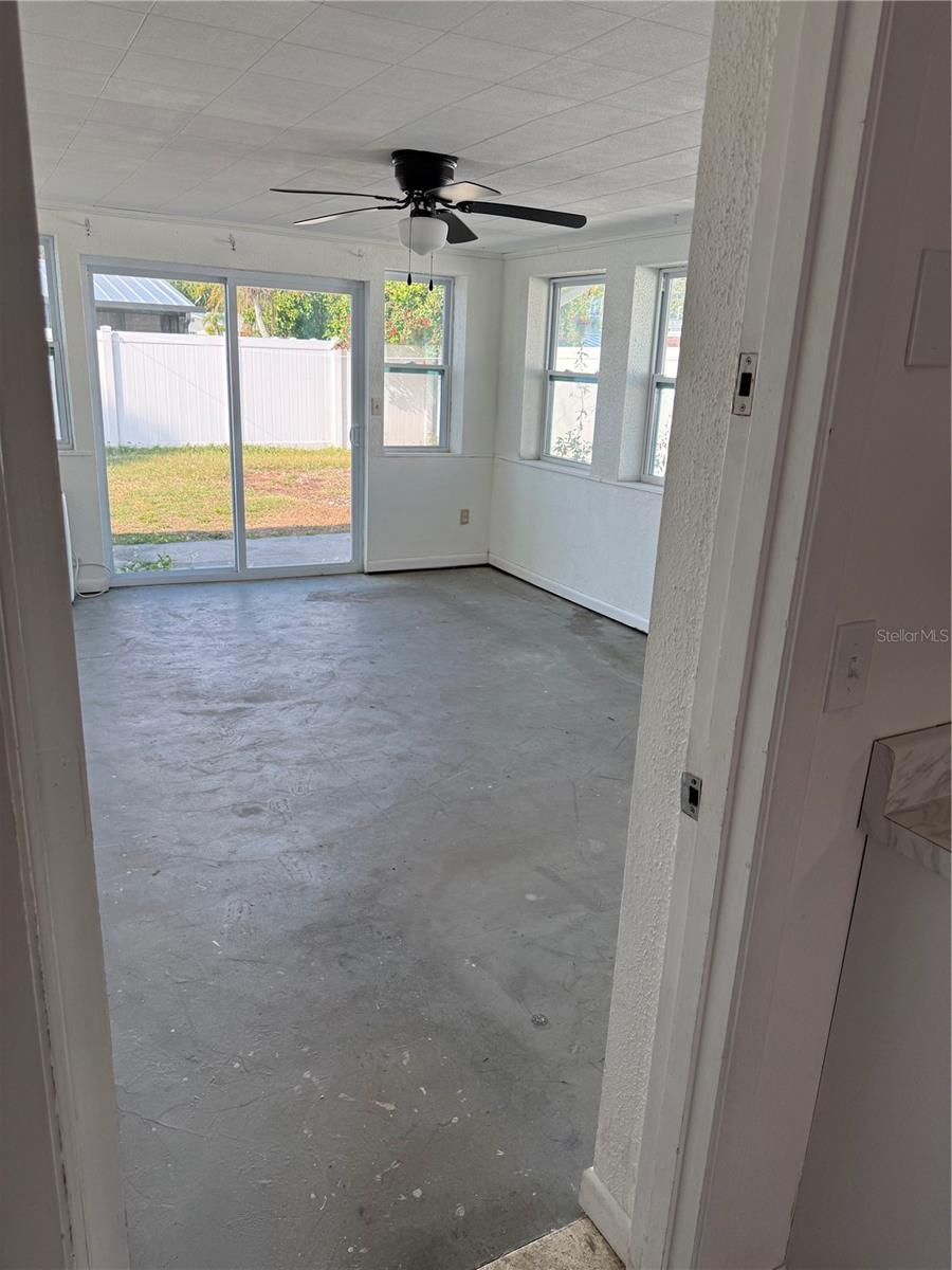 SUN HAVEN - Residential Lease