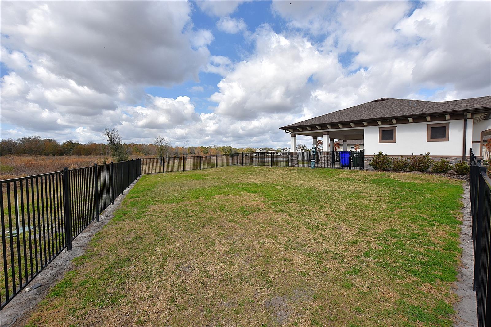 GRASSLAND WEST - Residential Lease