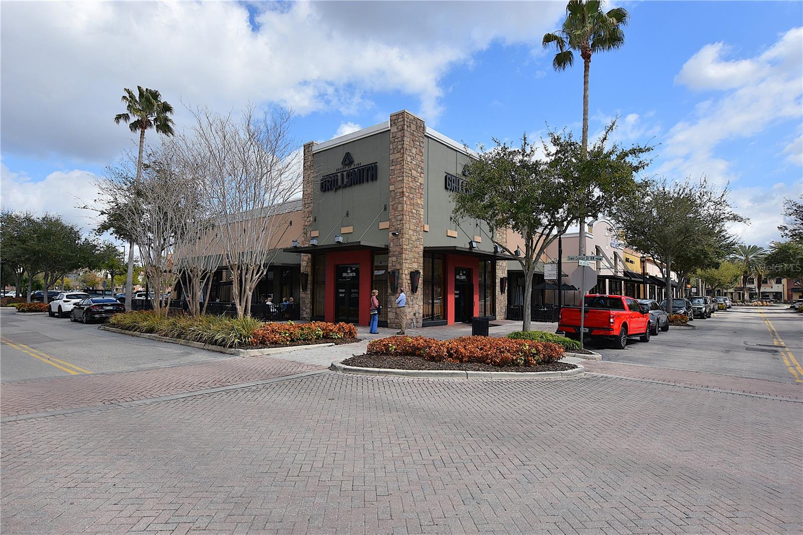 GRASSLAND WEST - Residential Lease