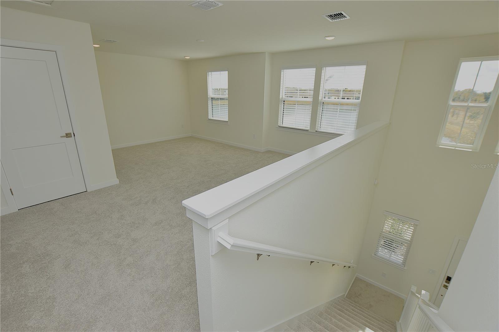 GRASSLAND WEST - Residential Lease