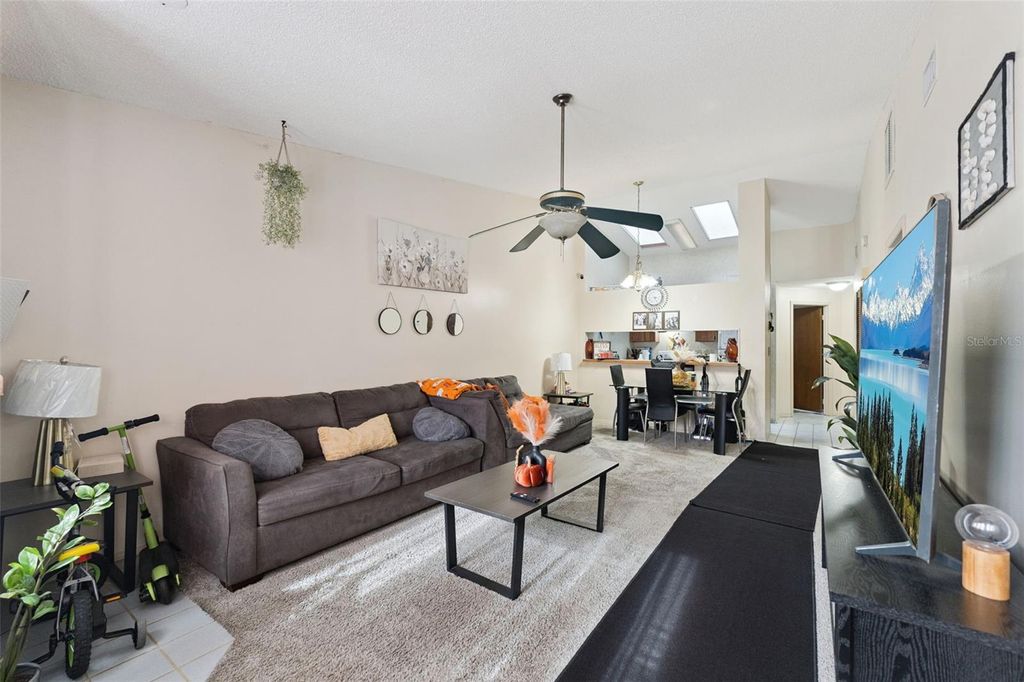 Photo of 1544 Franklin Circle, Daytona Beach, FL 32117 (MLS # O6351814)