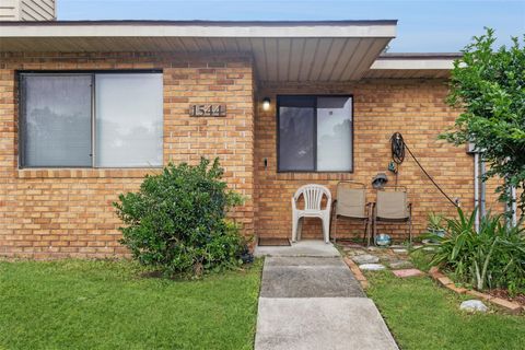 Photo of 1544 Franklin Circle, Daytona Beach, FL 32117 (MLS # O6351814)