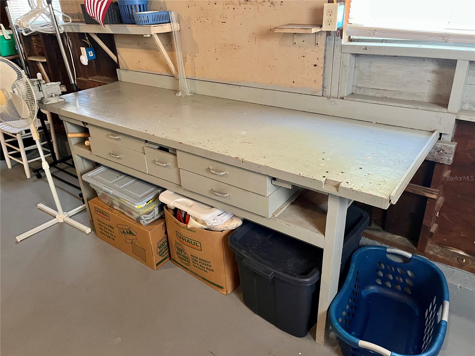 MEADOW LAWN 5TH ADD - Residential