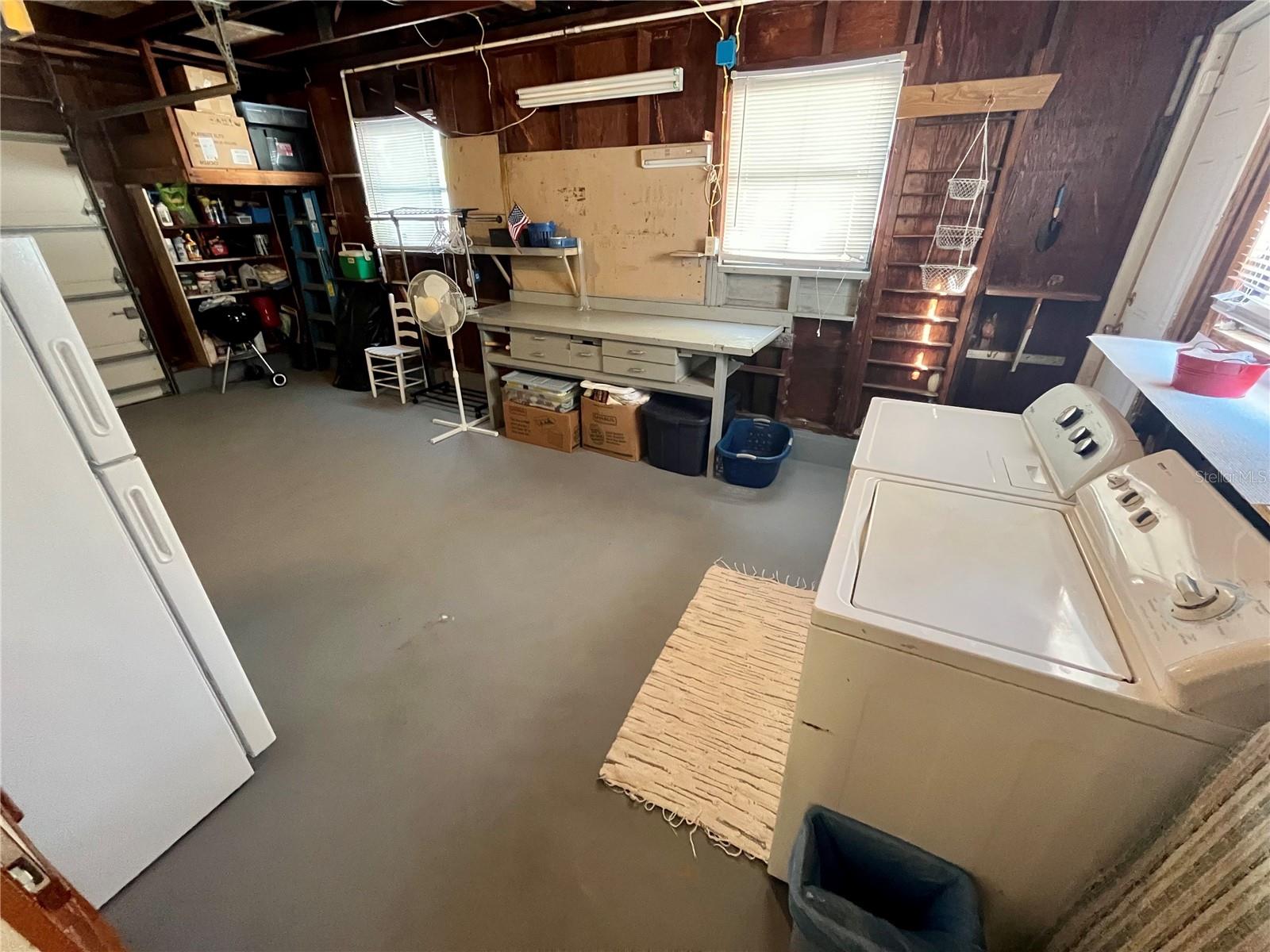 MEADOW LAWN 5TH ADD - Residential