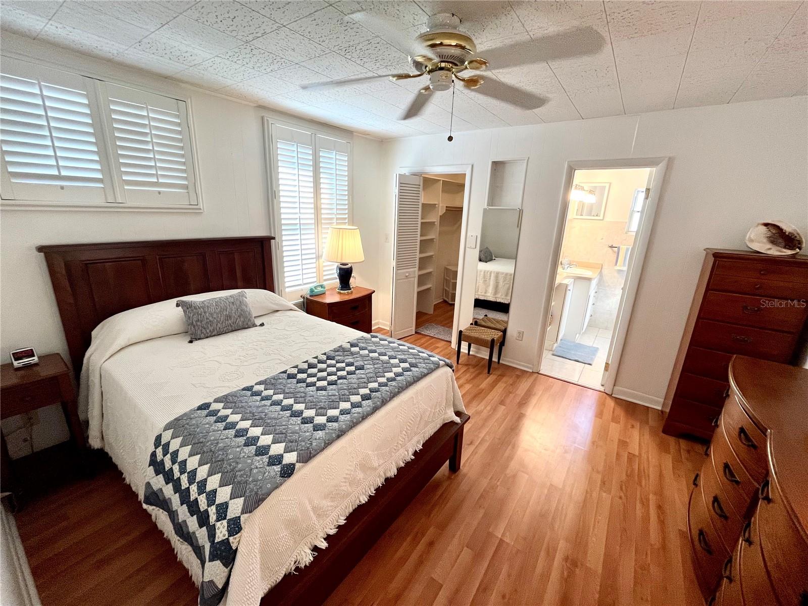 MEADOW LAWN 5TH ADD - Residential