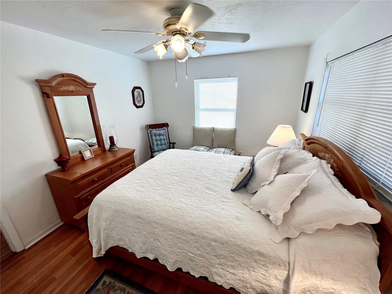 MEADOW LAWN 5TH ADD - Residential