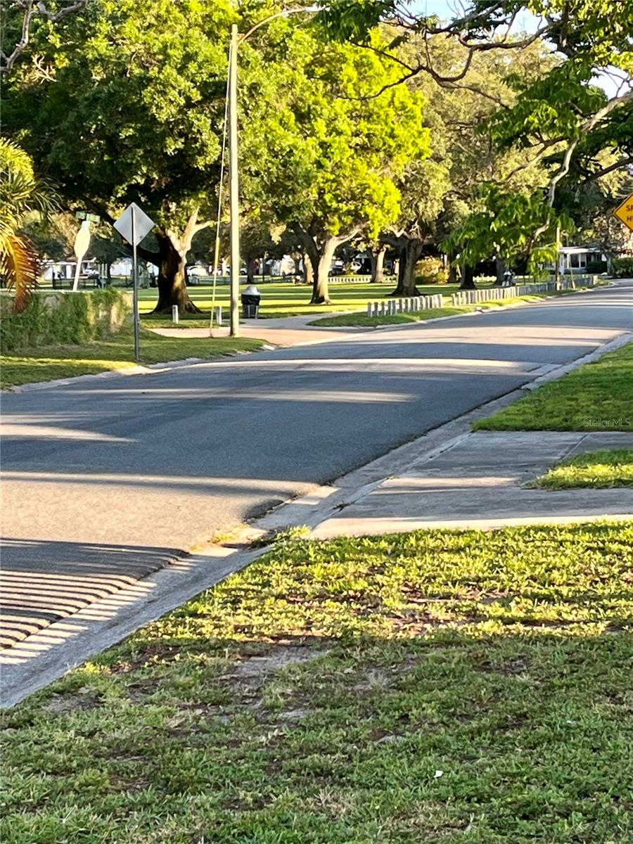 MEADOW LAWN 5TH ADD - Residential