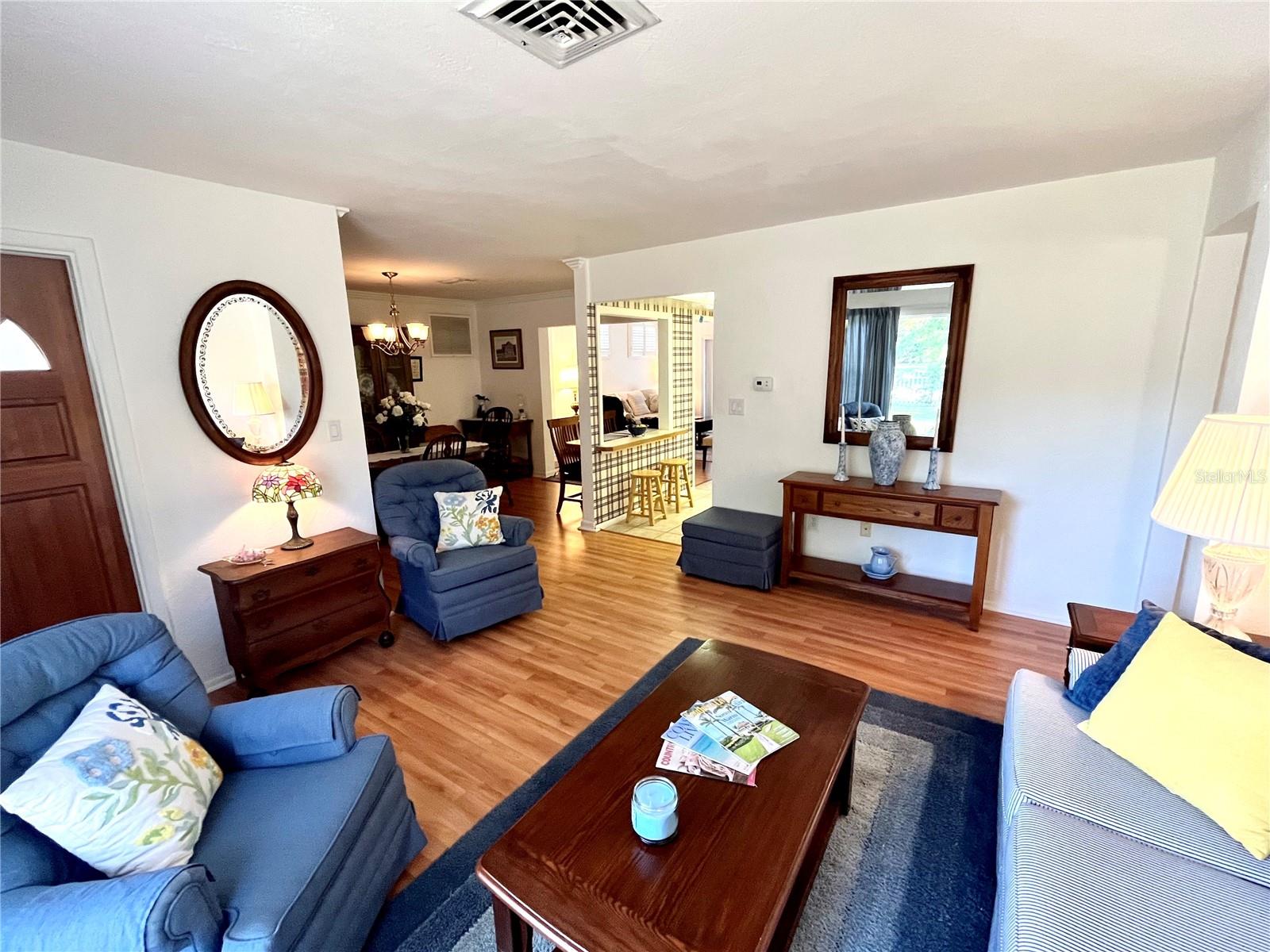 MEADOW LAWN 5TH ADD - Residential