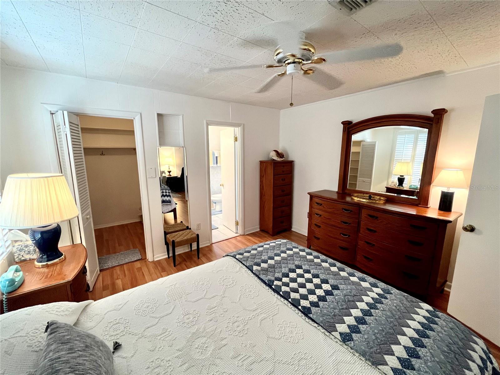 MEADOW LAWN 5TH ADD - Residential