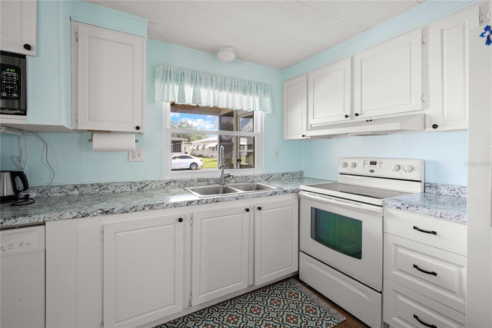 LAKE BETMAR ESTATES - Residential