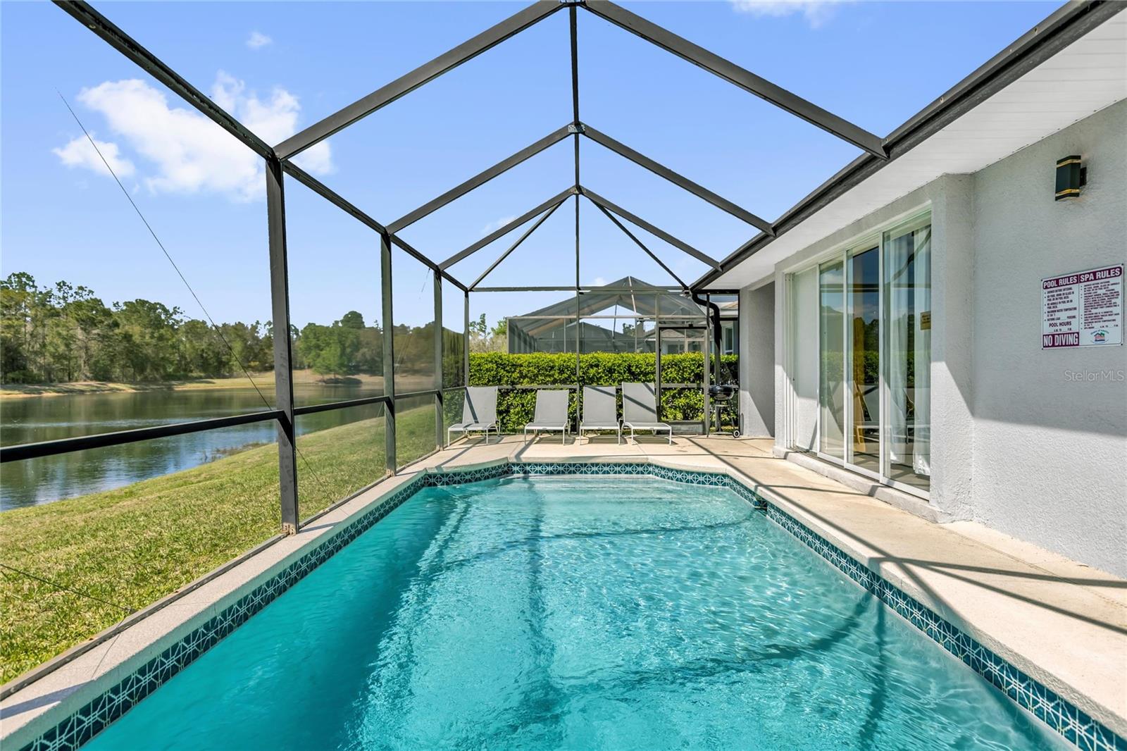 SUNSET LAKES PH 1 - Residential