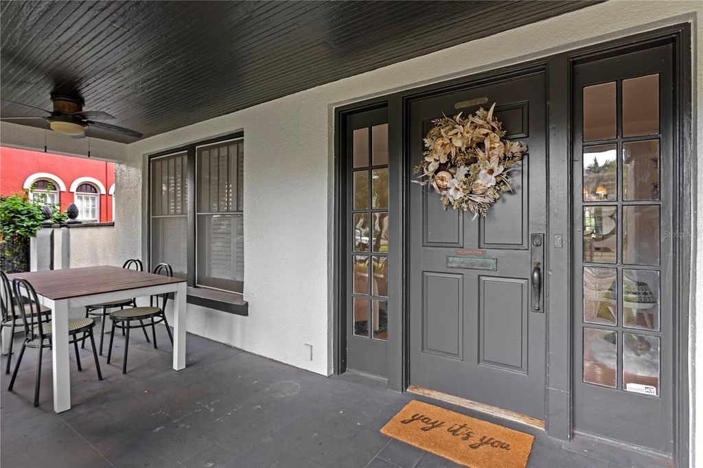 Photo of 515 20th Avenue NE, St Petersburg, FL 33704 (MLS # TB8438418)
