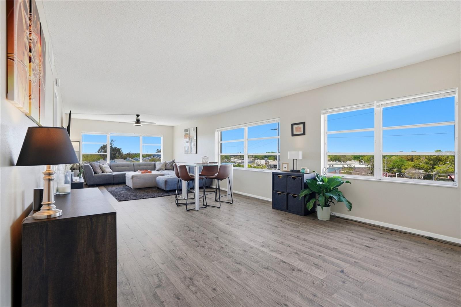 SEMINOLE-ON-THE-GREEN CAVALIER BLDG - Residential