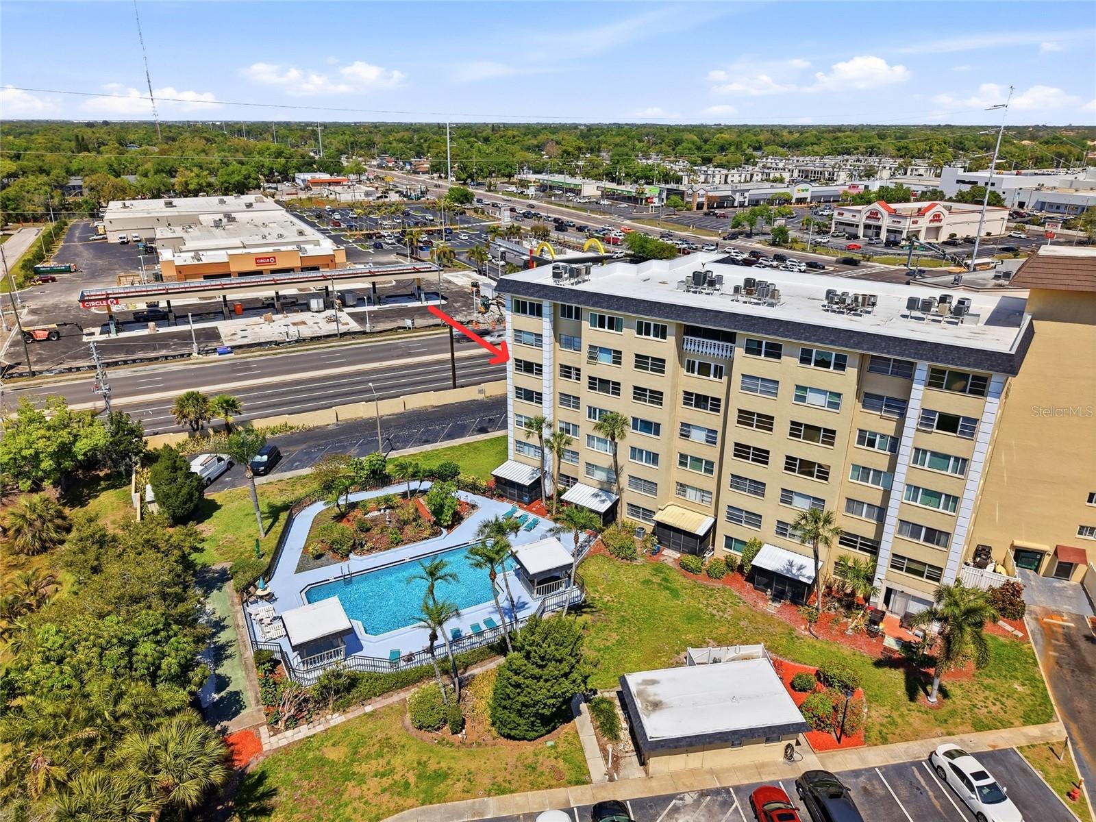 SEMINOLE-ON-THE-GREEN CAVALIER BLDG - Residential