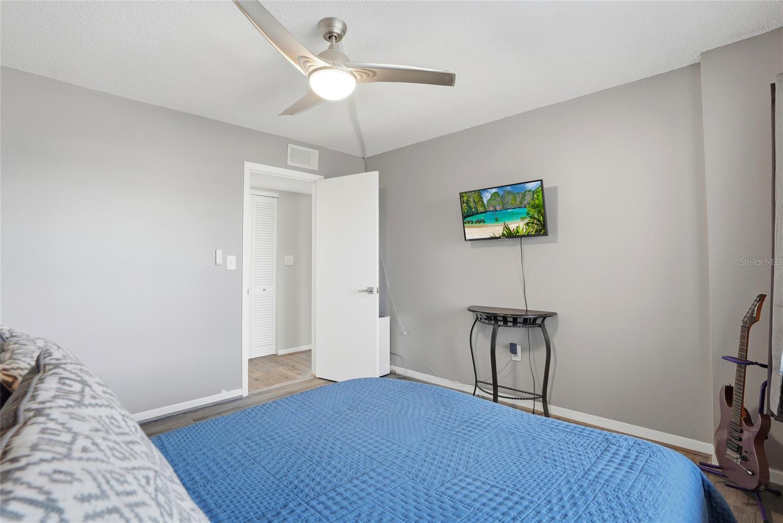 SEMINOLE-ON-THE-GREEN CAVALIER BLDG - Residential