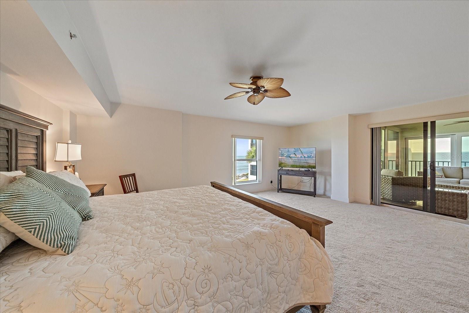 BOULDER POINTE CONDO - Residential