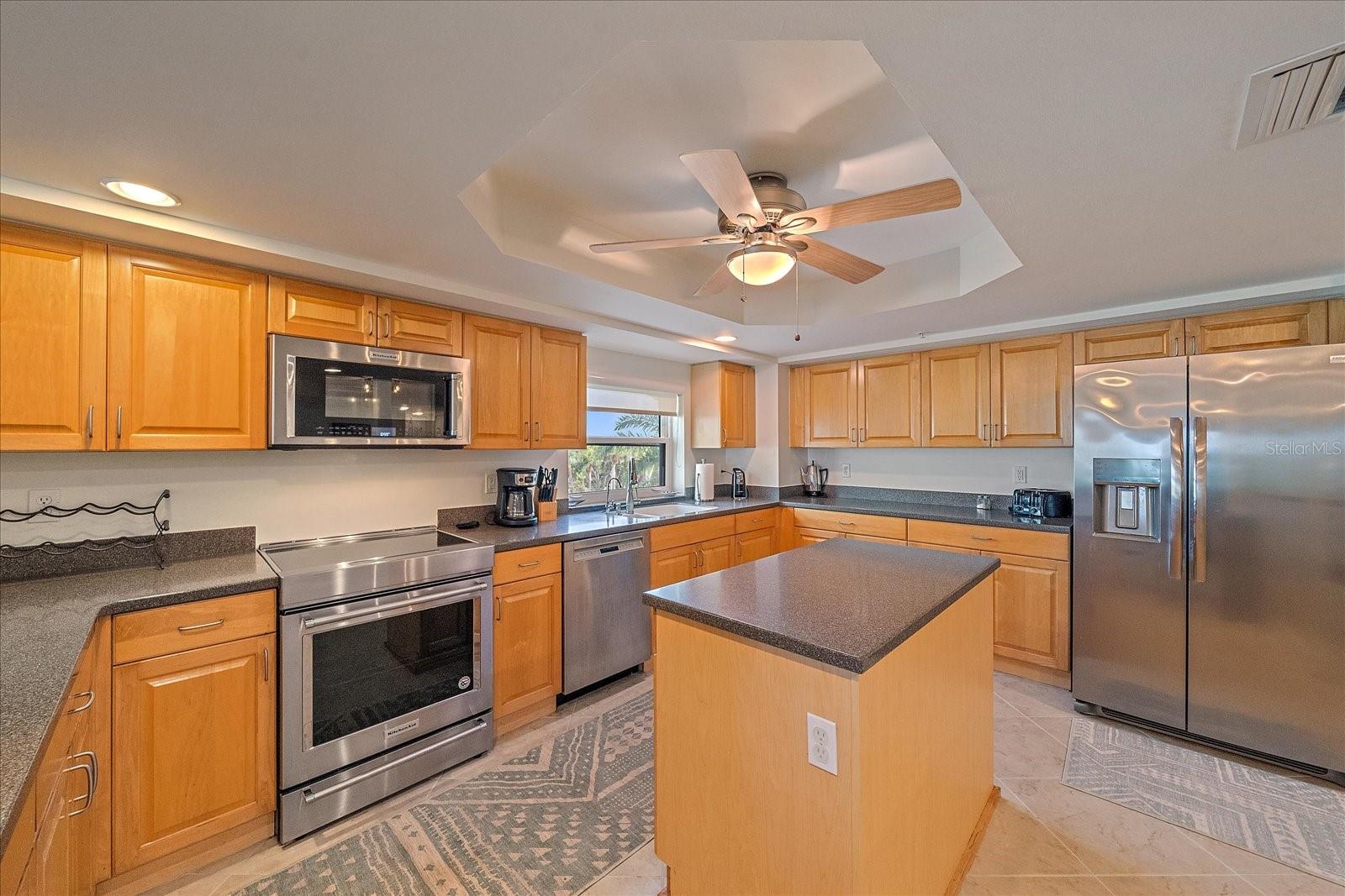 BOULDER POINTE CONDO - Residential