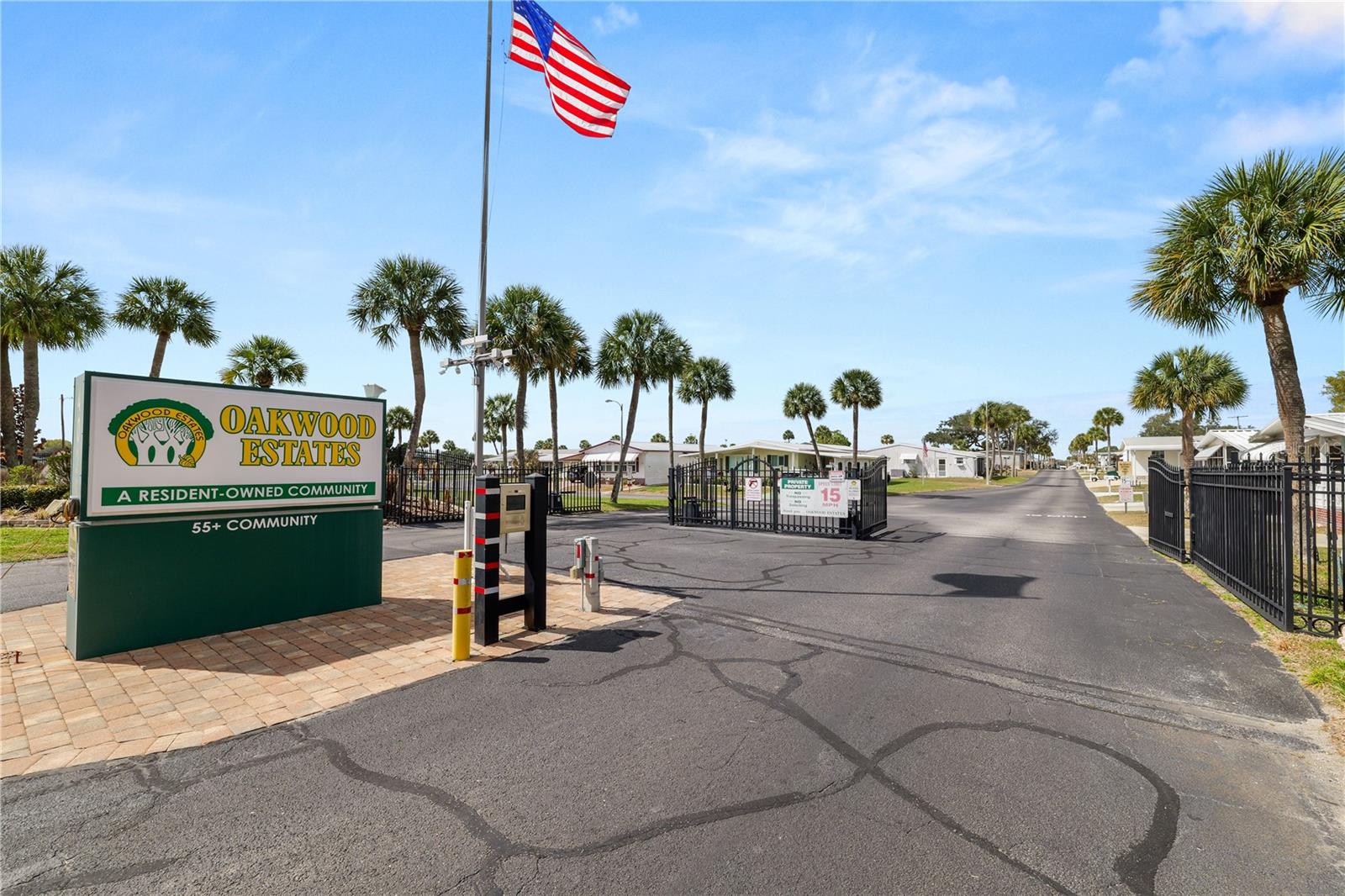 OAKWOOD ESTATES - Residential