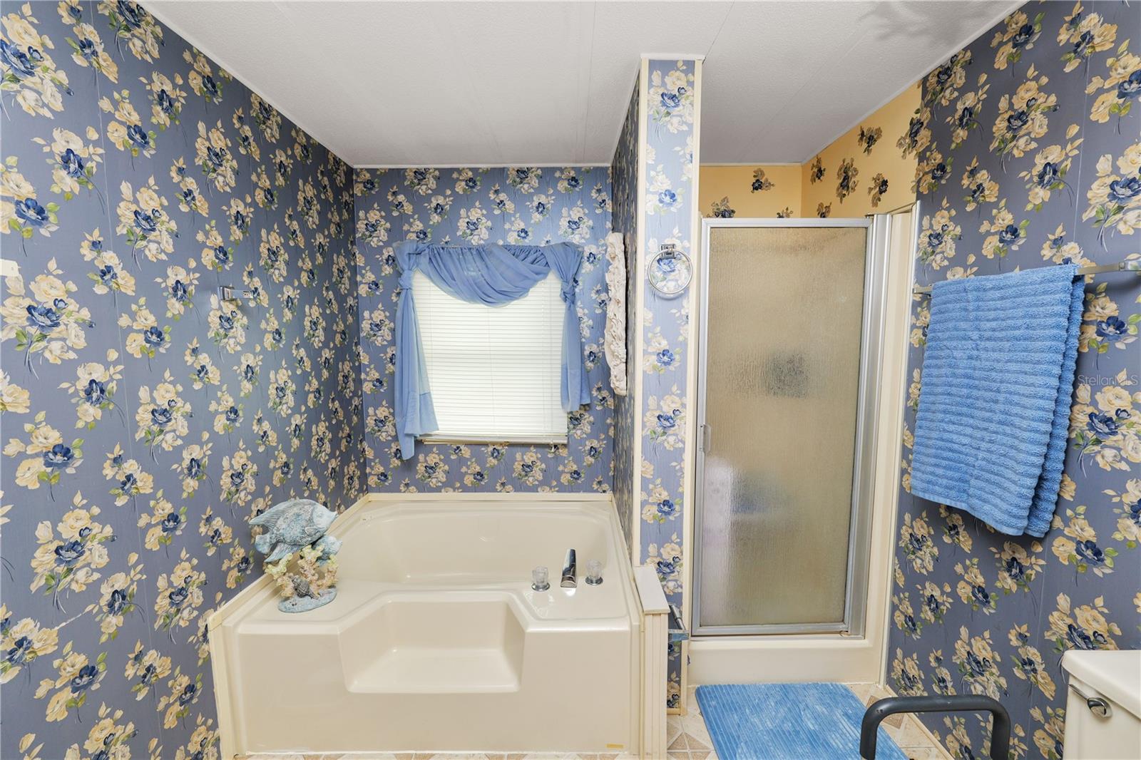 OAKWOOD ESTATES - Residential