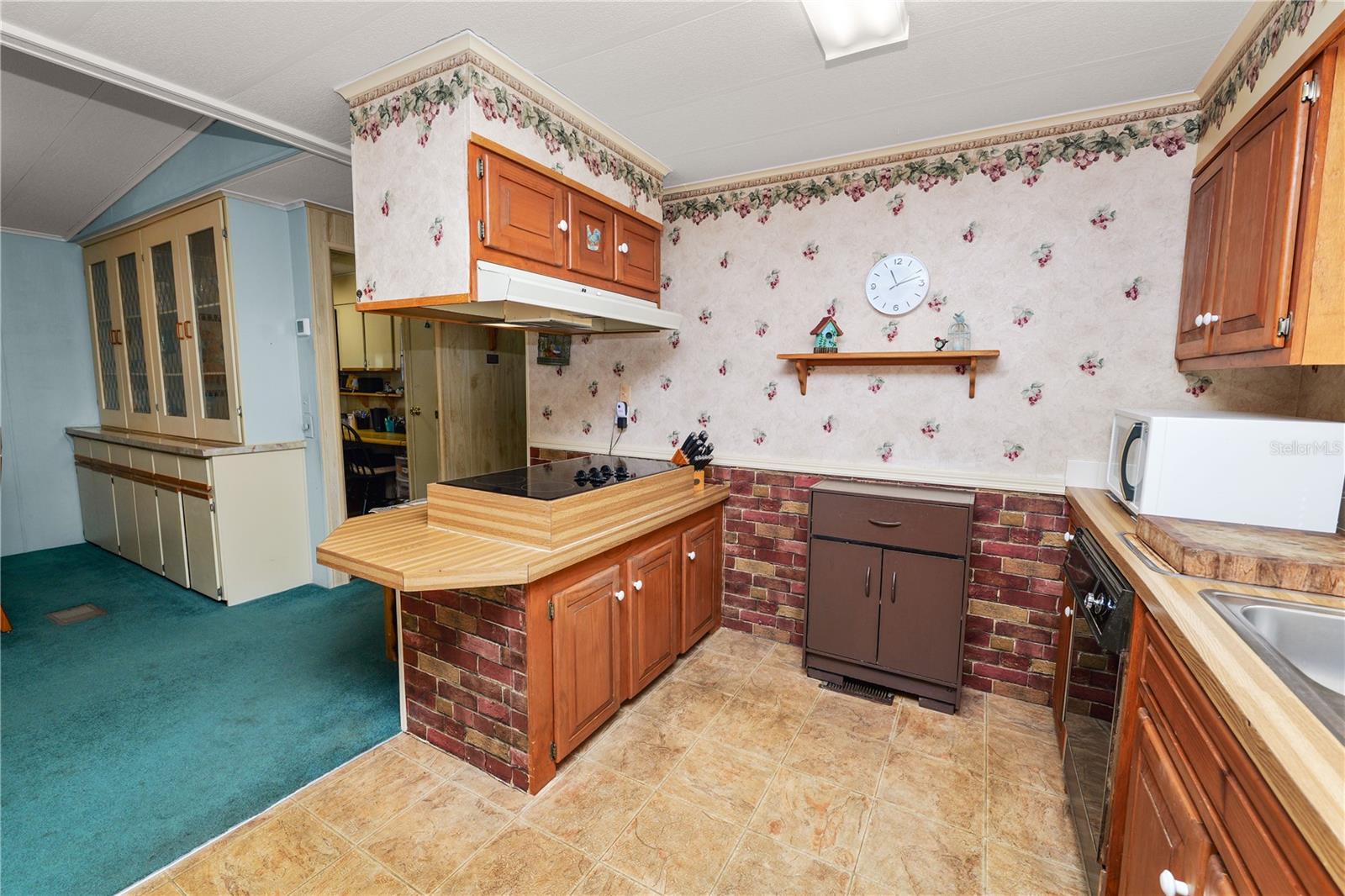 OAKWOOD ESTATES - Residential