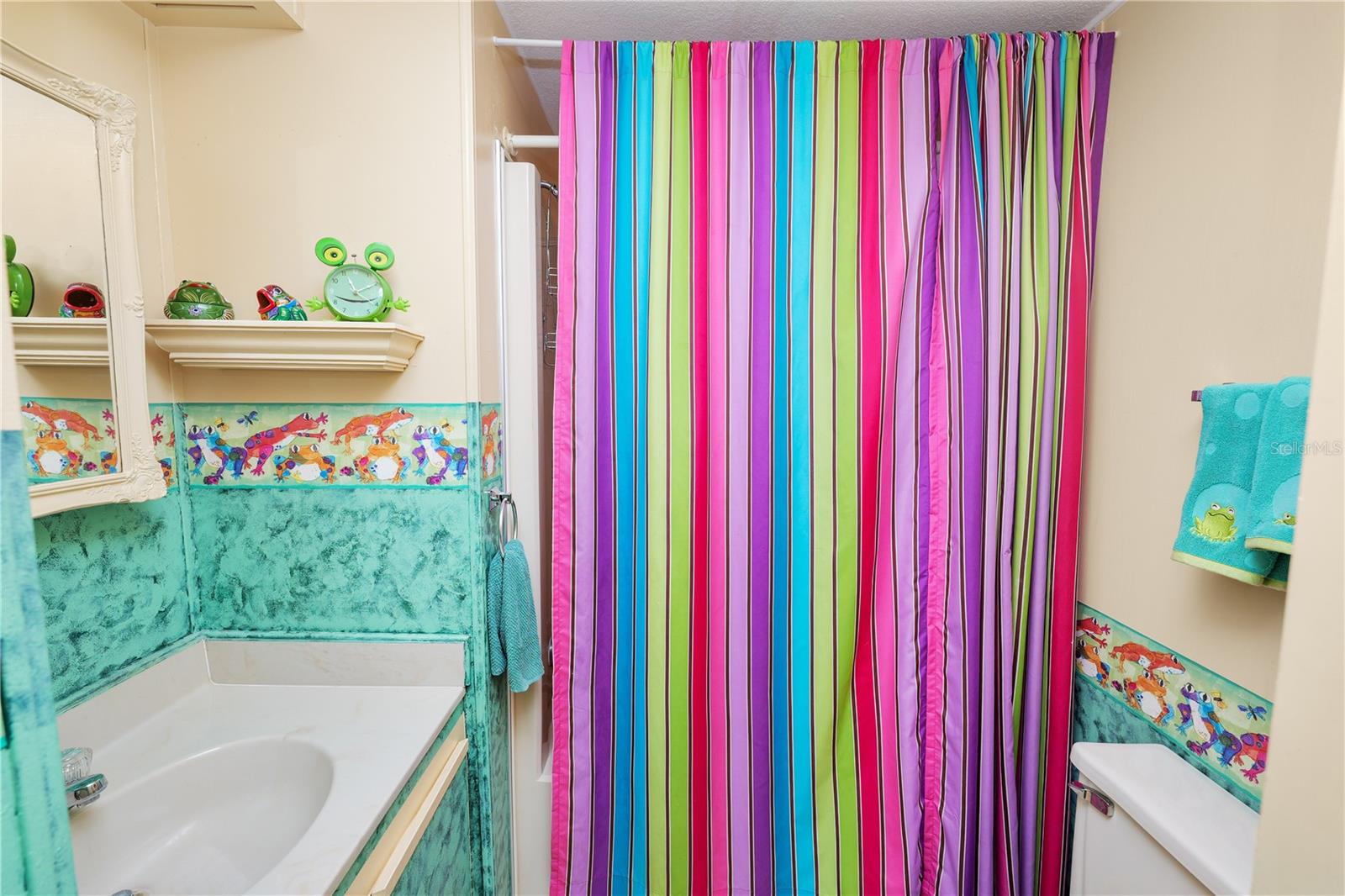 OAKWOOD ESTATES - Residential