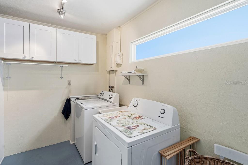 BELLE AYRE ESTATES - Residential