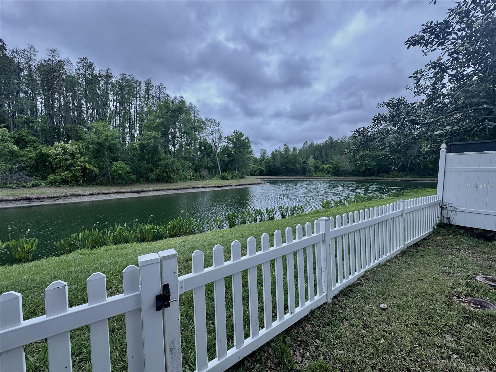 MEADOW POINTE PRCL 17 - Residential Lease