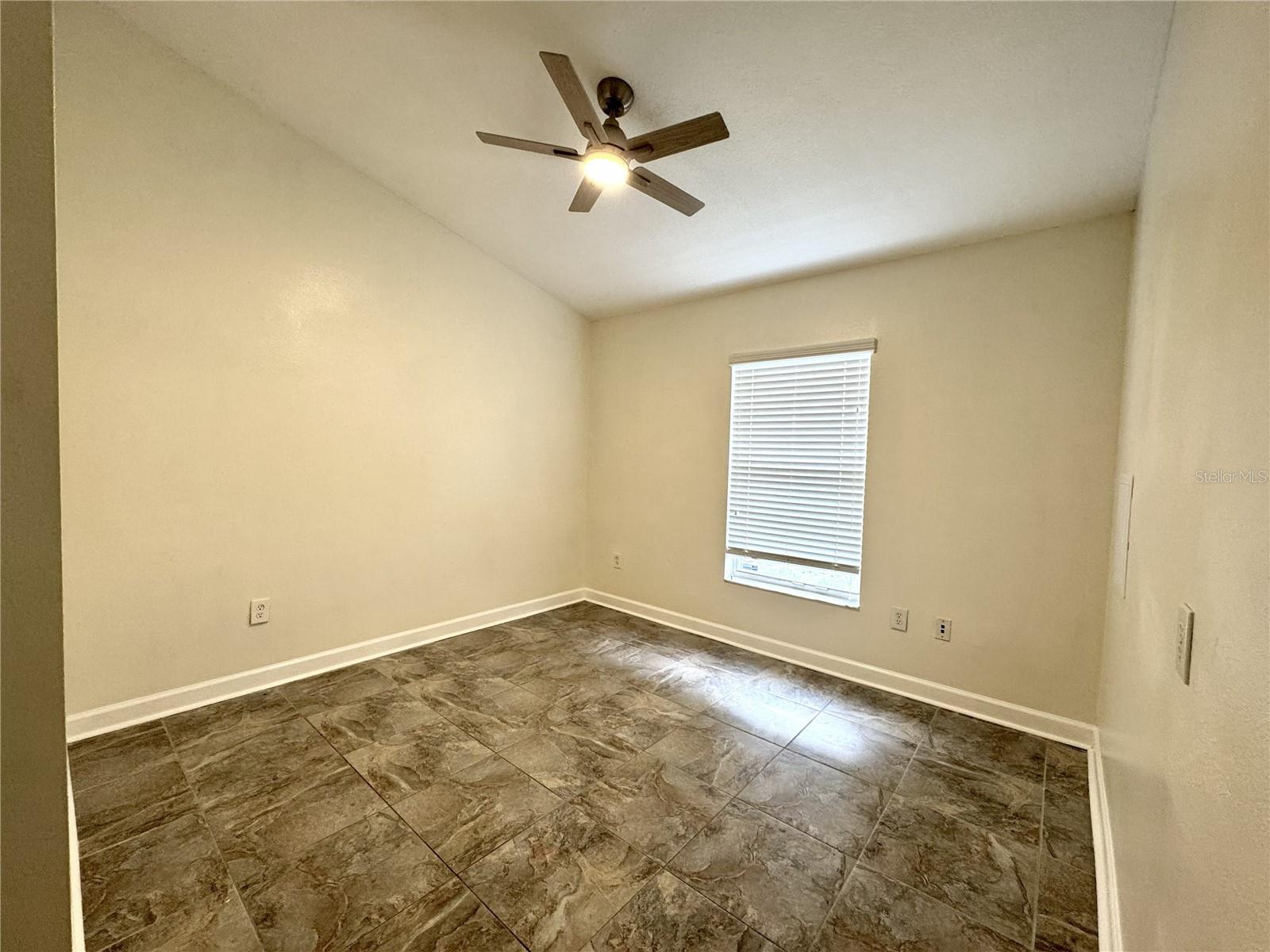 MEADOW POINTE PRCL 17 - Residential Lease