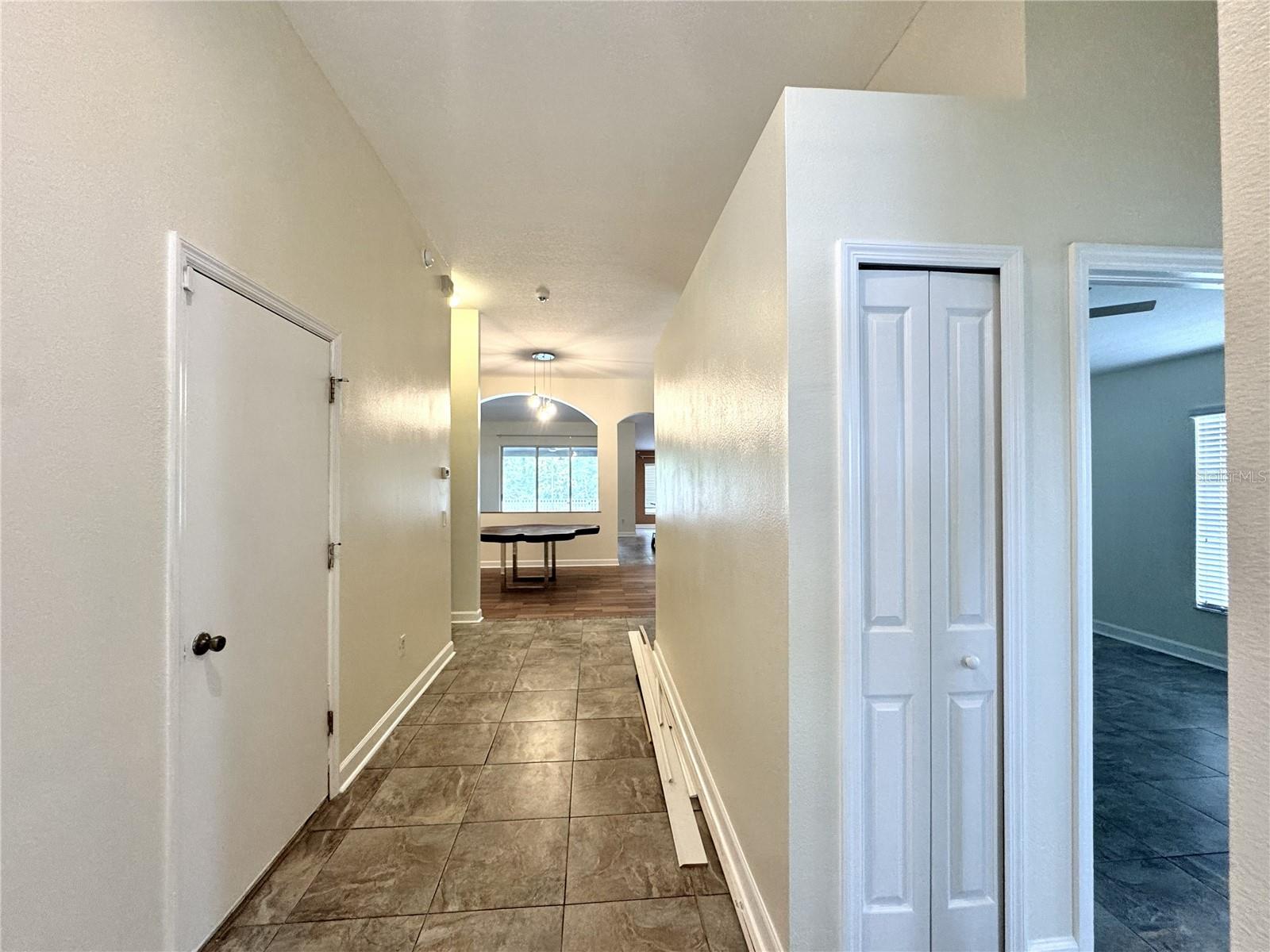 MEADOW POINTE PRCL 17 - Residential Lease