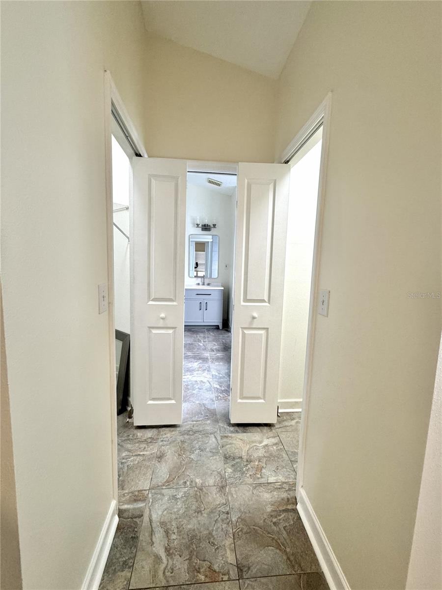 MEADOW POINTE PRCL 17 - Residential Lease